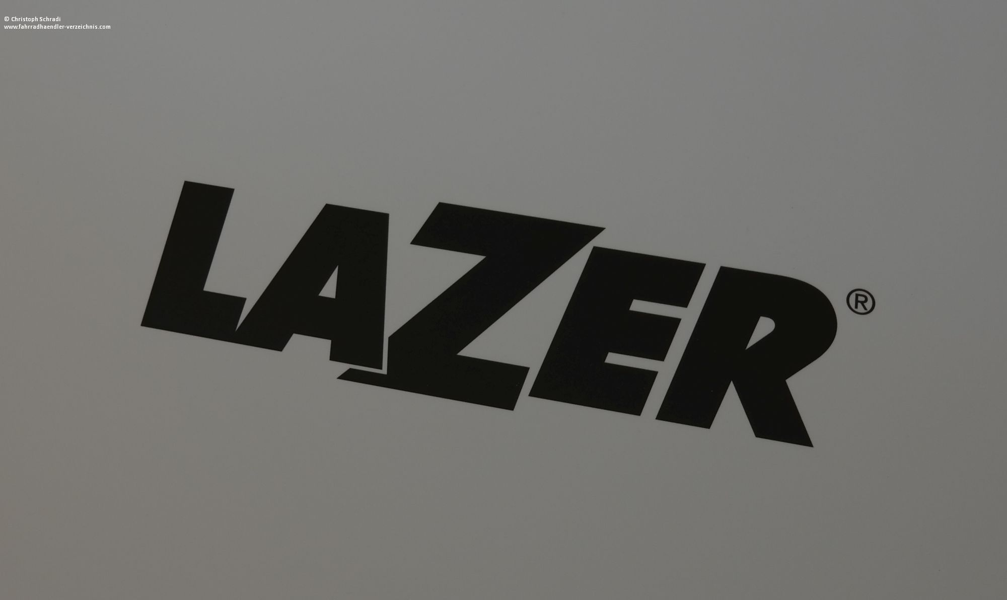 Lazer ist ein belgischer Hersteller von Fahrradhelmen und laut eigener Aussage der älteste Hersteller von Helmen der Welt