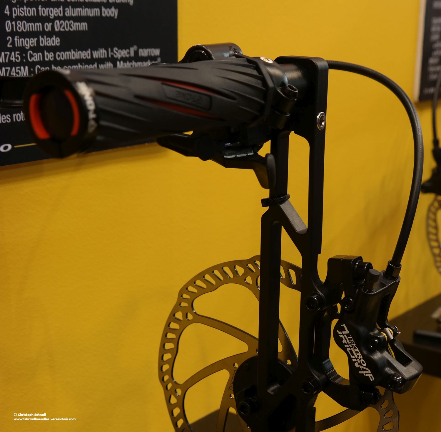 Eine Fahrradbremse ermöglicht die Steuerung der Geschwindigkeit bzw. ermöglicht das Abremsen zu steuern