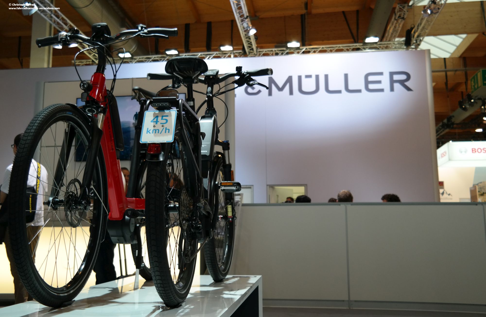 Wachstumsverwöhnter Premium E-Bike Hersteller Riese und Müller zieht erneut um 