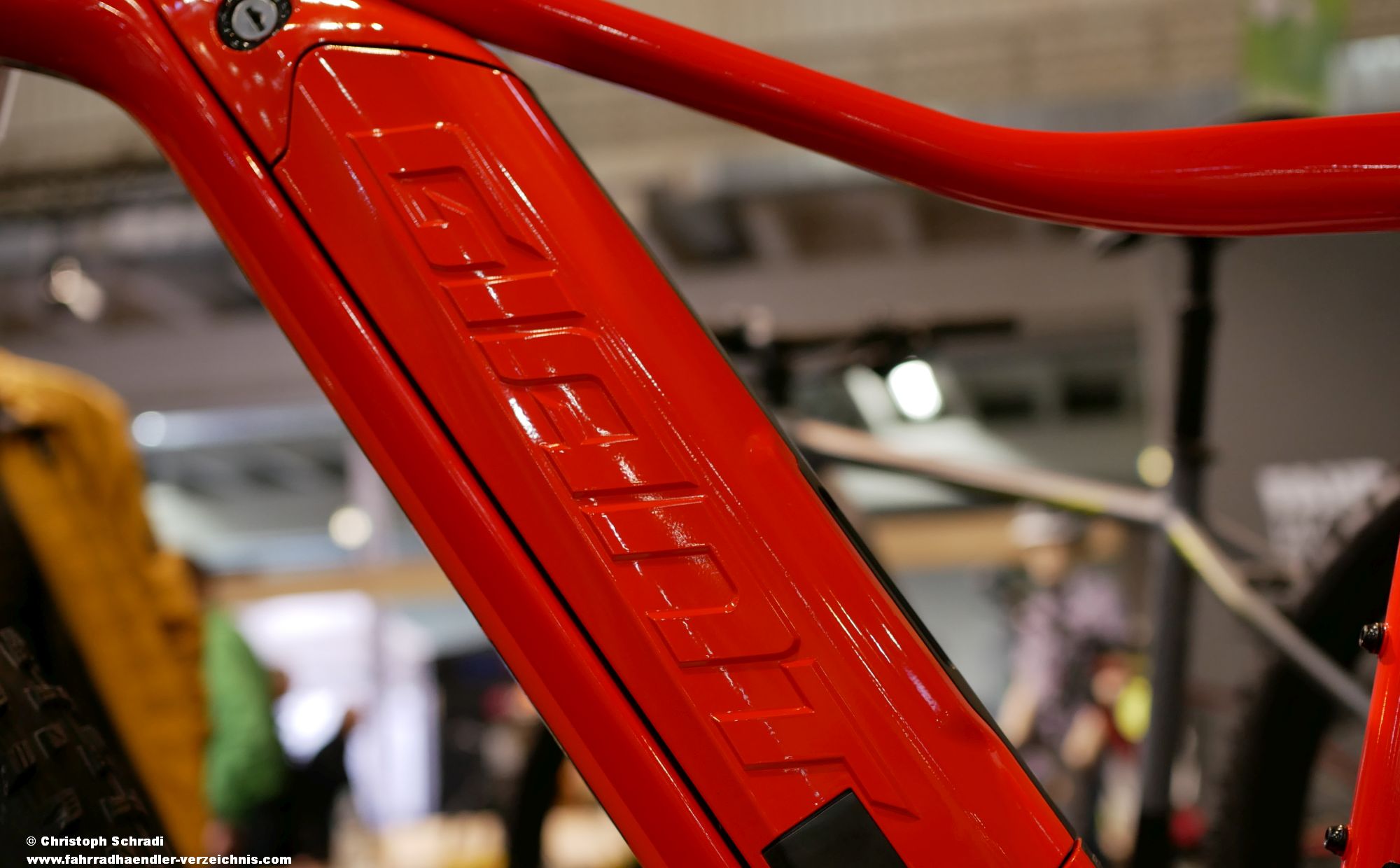Rahmenakku von Giant - Bei Giants Yamaha E-Bikes (Syncdrive) setzt man schon seit einigen Jahren auf in den Rahmen integrierte Akkus
