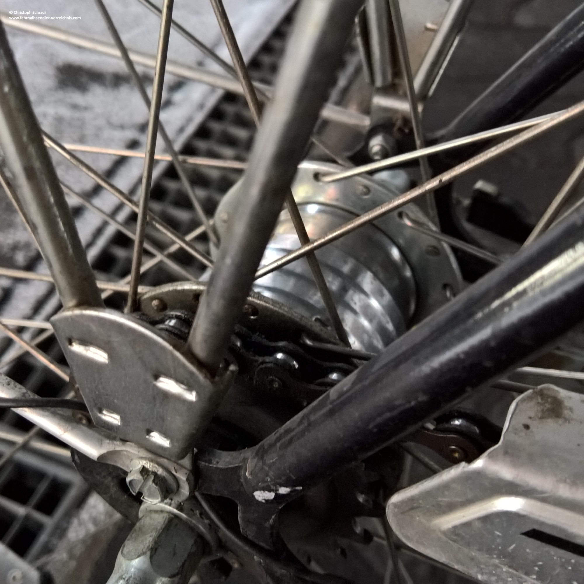 Die Nabenschaltung versteckt sich beim E-Bike in der Mitte des Hinterrads (genannt Nabe)