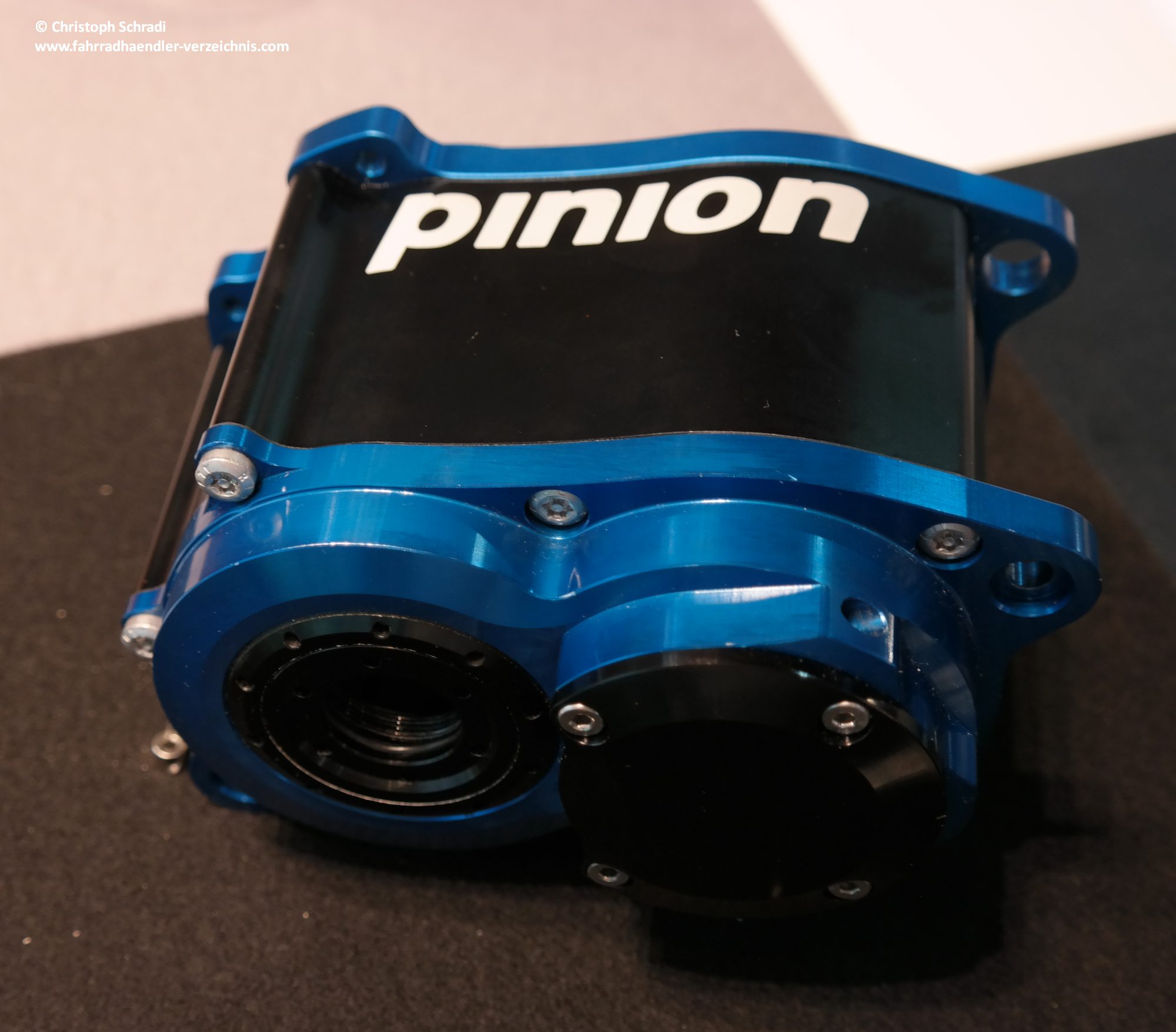 Bei der Premium P-Linie setzt Pinion auf ein Gehäuse aus einer sehr leichten Aluminiumlegierung