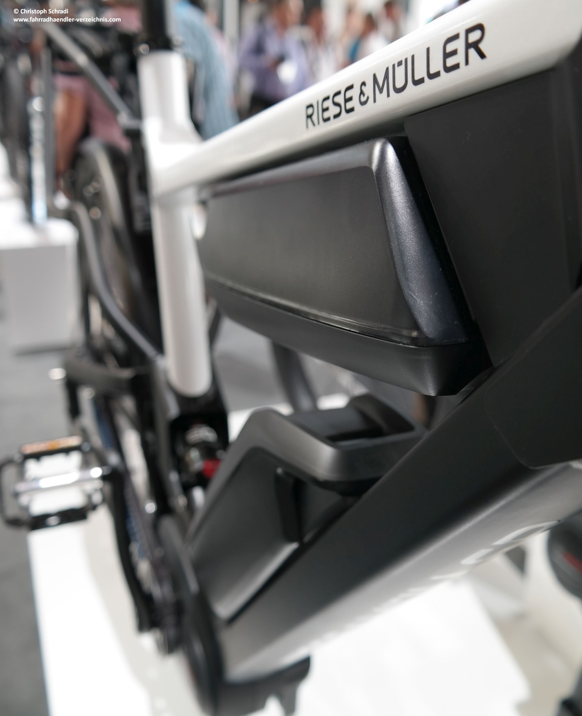 Riese und Müller - ein Premium Hersteller aus Weiterstadt - welcher sich seit einigen Jahren nahezu ausschließlich auf das Thema E-Bike und E-Mobilität konzentriert